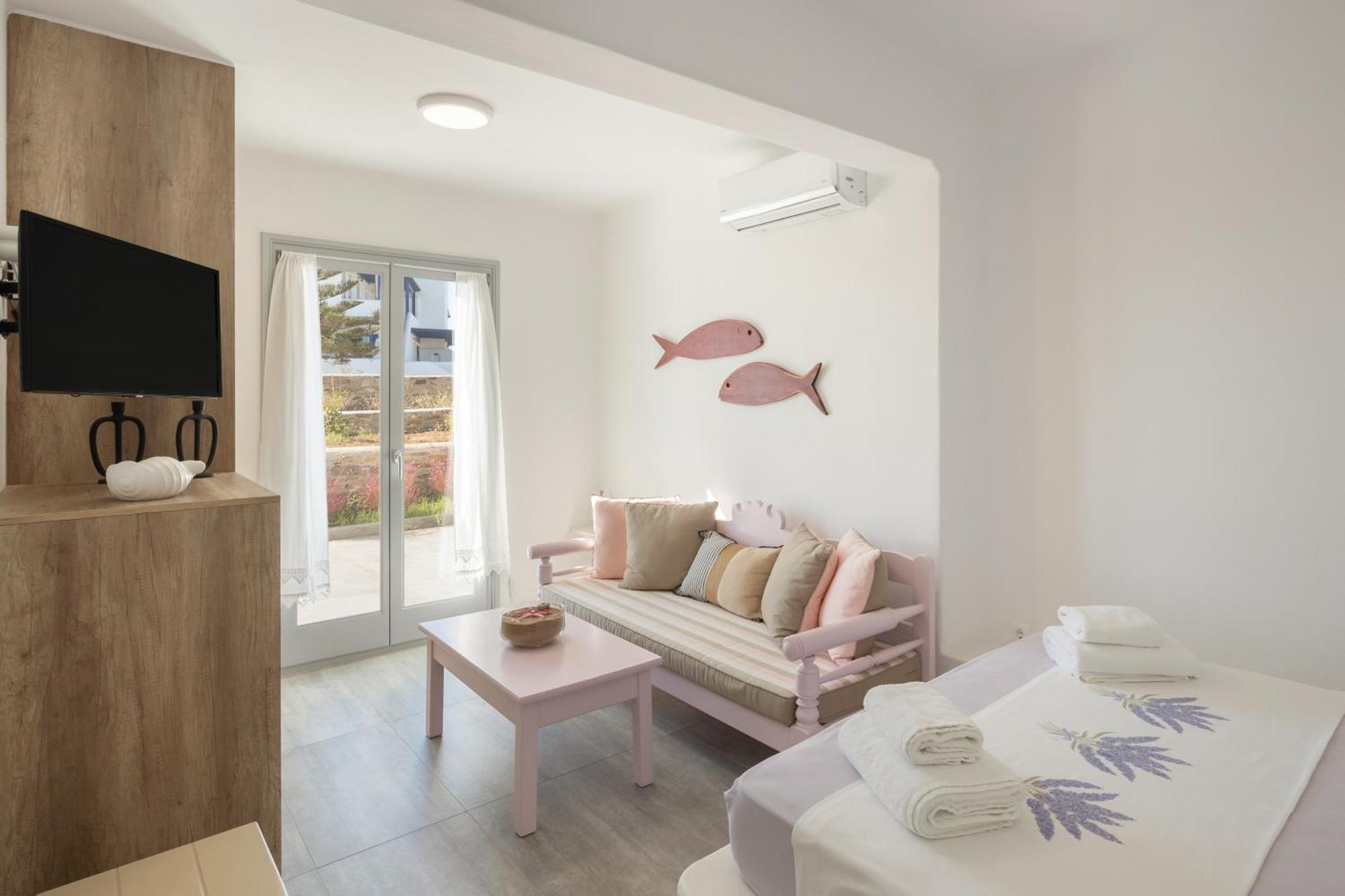 Paros Melodia Apartments لوغاراس المظهر الخارجي الصورة